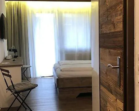 酒店 Taufsteinhuette *