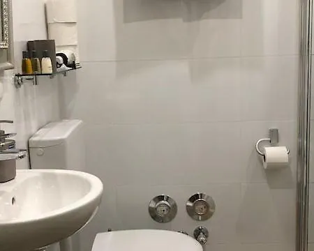 Taufsteinhuette 酒店 肖顿