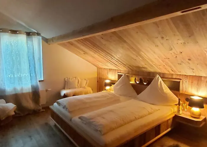 Taufsteinhuette Schotten