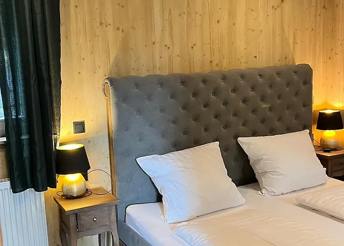 Hotel Taufsteinhuette Schotten